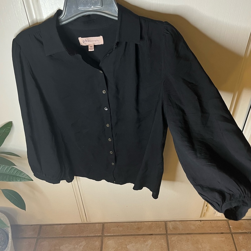 Philosophy Women’s Size XS Black Sheer Long Sleeve Button Down Blouse - Picture 4 of 7